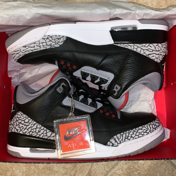 Men’s Retro Jordan Black Cement 3 - Picture 5 of 8